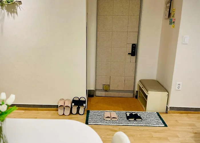 Hongdae, Mangwon82 Apartment *