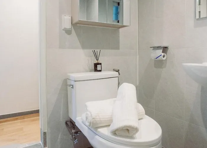 Hongdae, Mangwon82 Apartment Seoul