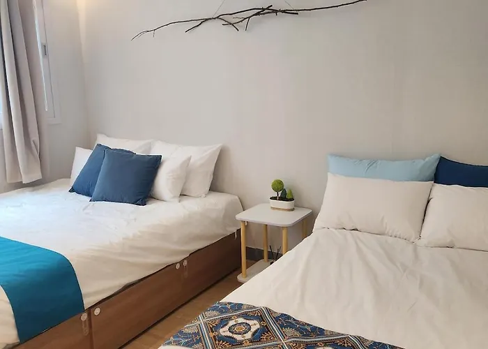 Hongdae, Mangwon82